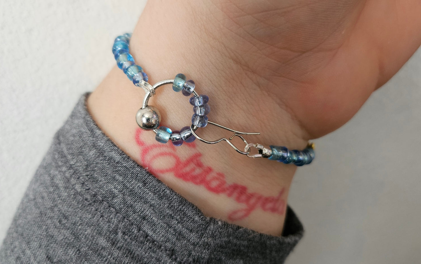 Blue Flowery Beaded bracelet