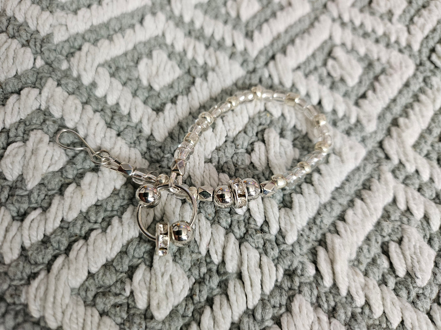 Handmade clasp Transparent bracelet